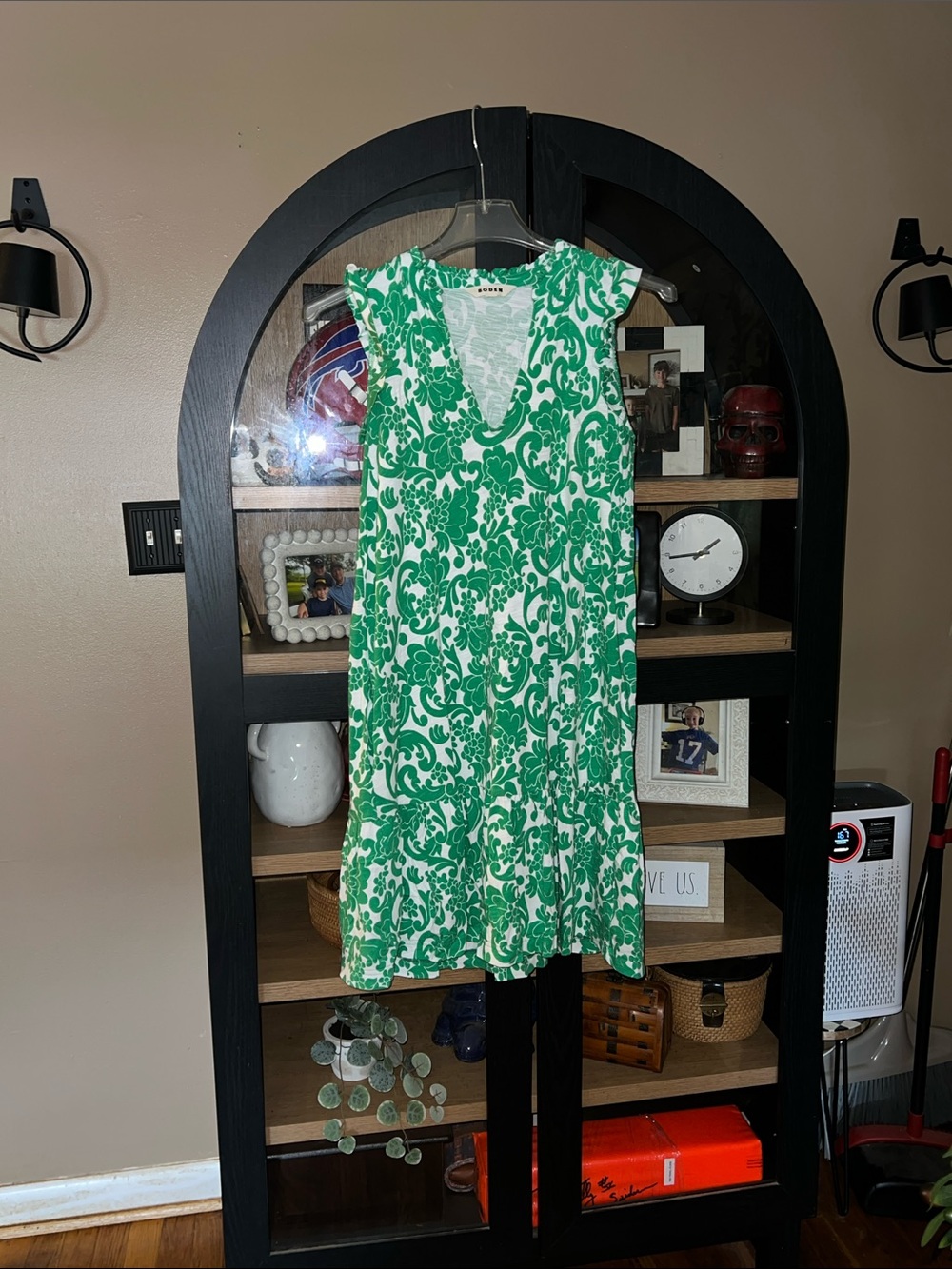 Boden Green and White Sleeveless V-Neck Mini Dress EUC 6